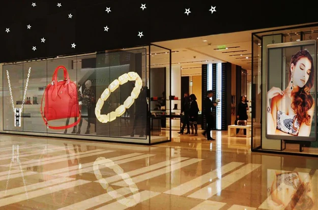 Transparant LED-scherm versus traditioneel LED-display